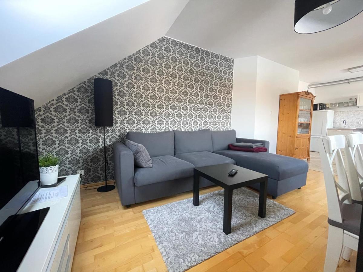 Widok 22 Apartment ชกลาร์สกา ปอเรมบา ภายนอก รูปภาพ